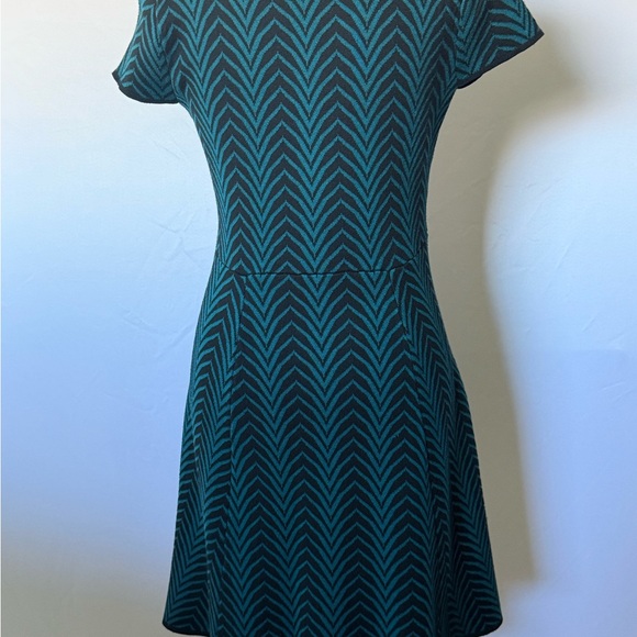 London Times Lorenzo Knit Dress, Size MP - Picture 6 of 9